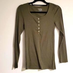 NWOT Olive Green Button Up Long Sleeve Shirt Size Small